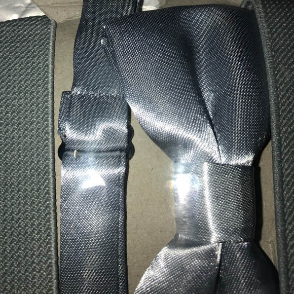 Ici Grey BOYS SUSPENDER & BOW TIE SET - *NWT* - Picture 3 of 4