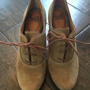 Women's booties size 8.5