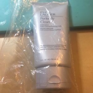 Ester lauder cleanser
