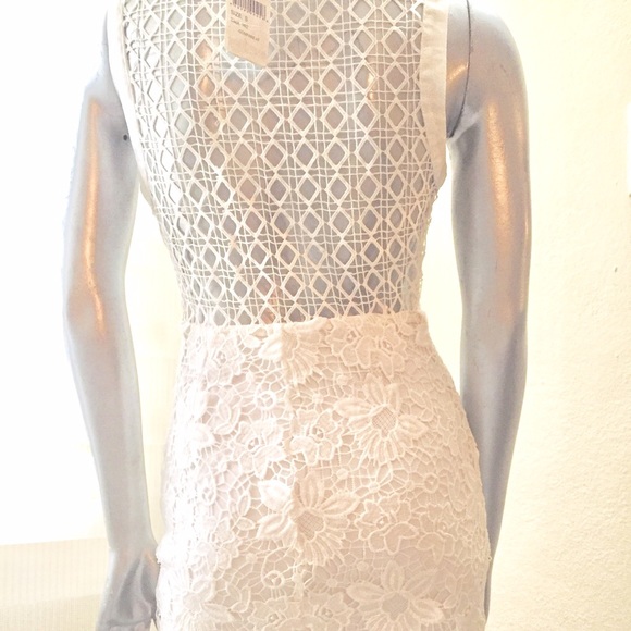 White Lace Bodycon Dress New with Tag. - Picture 5 of 6