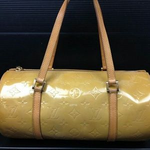 Louis Vuitton Vernis Yellow Hand Bag Bedford