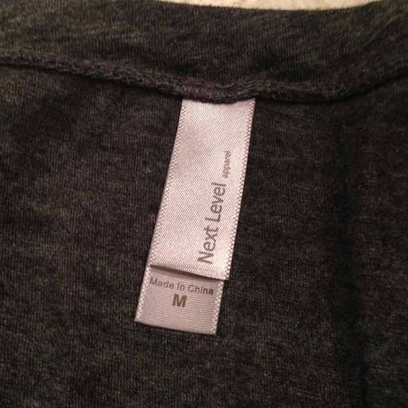 ‼️CLOSET CLOSEOUT‼️ CrossFit by the Sea V-Neck Tee - Picture 3 of 4