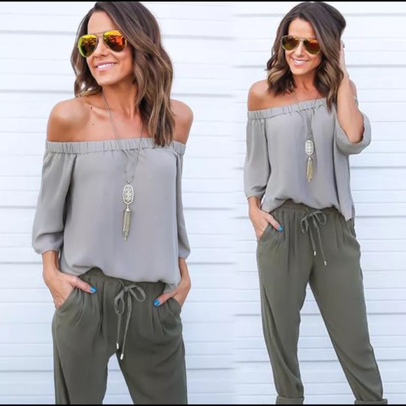 🔥 Last Price Drop 🔥Off The Shoulders Gray Blouse - Picture 2 of 3