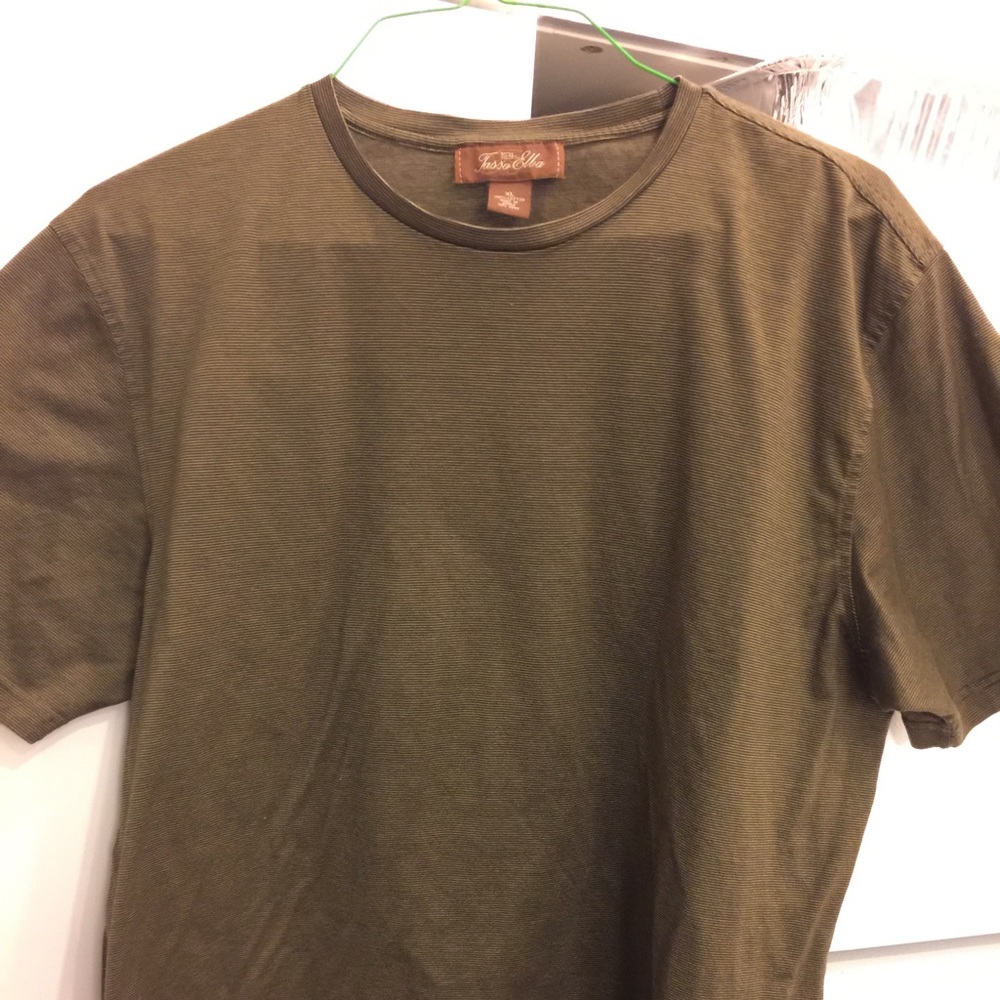 Jason Elba man's shirt size XL