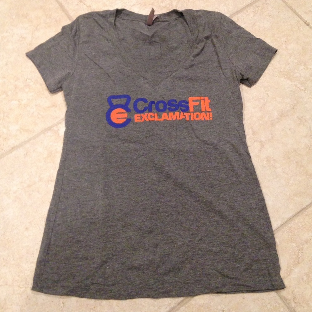 ‼️CLOSET CLOSEOUT‼️ CrossFit Exclamation V-Neck T