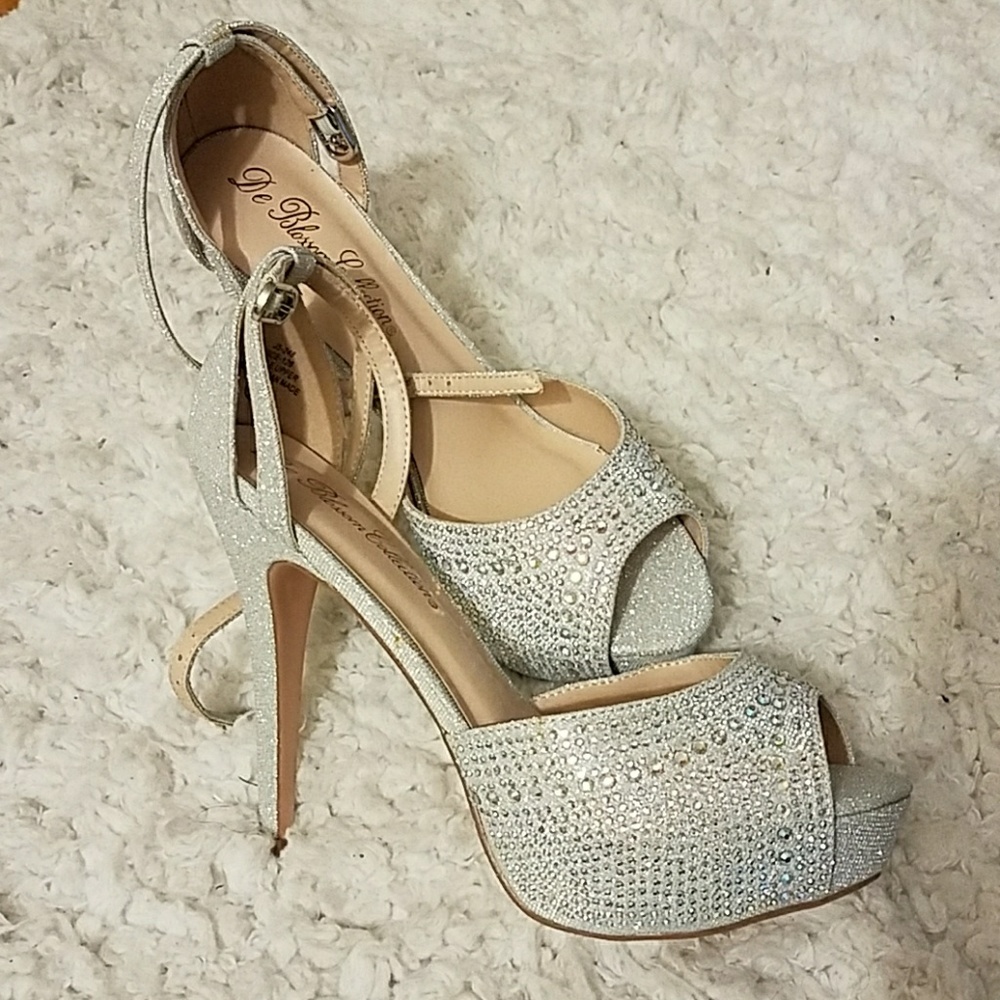 Brand new Sandals