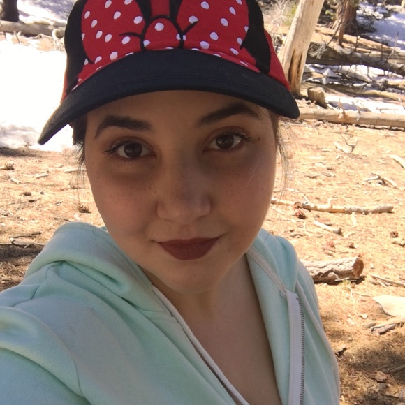 Meet your Posher, Deborah - Picture 1 of 1