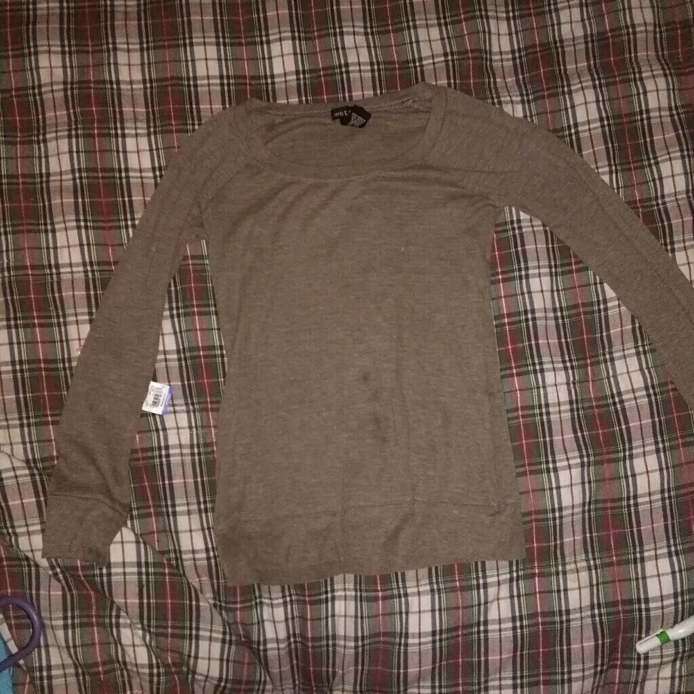Wet seal long sleeve