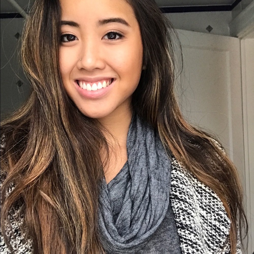 Meet your Posher, Lara