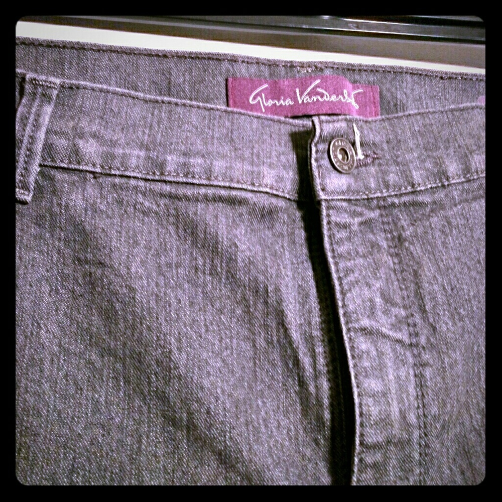 Gloria Vanderbilt  Amanda gray straight jean plus