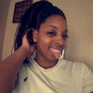 Meet your Posher, Shantena