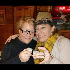 Meet your Posher, Cheryl