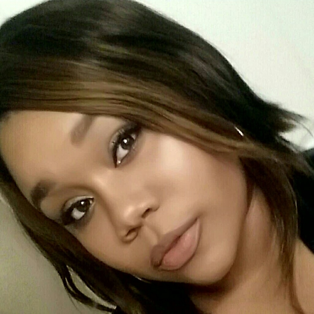 Meet your Posher, Tiara