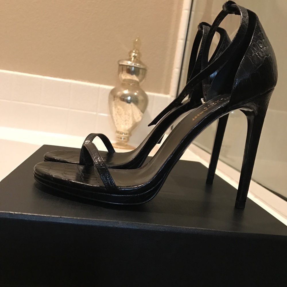 ***SOLD*** New Classic Saint Laurent Jane sandals