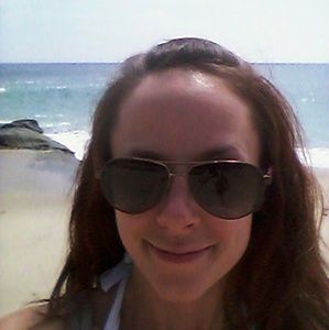 Meet your Posher, Kendra