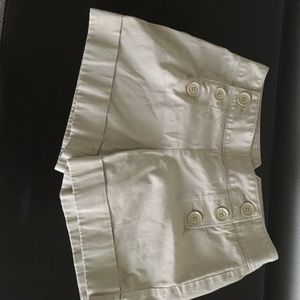 Express khaki shorts size 0