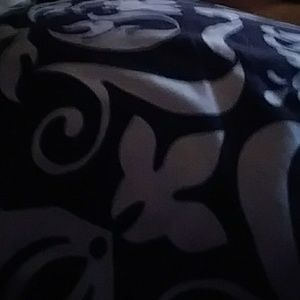 Meet your Posher, Robin