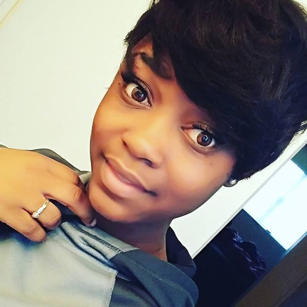 Meet your Posher, Cynqueria