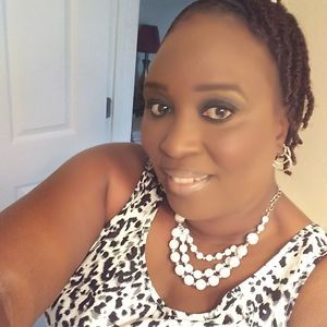 Meet your Posher, Adreanne