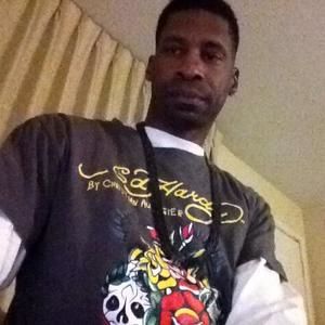 Meet your Posher, Emmanue