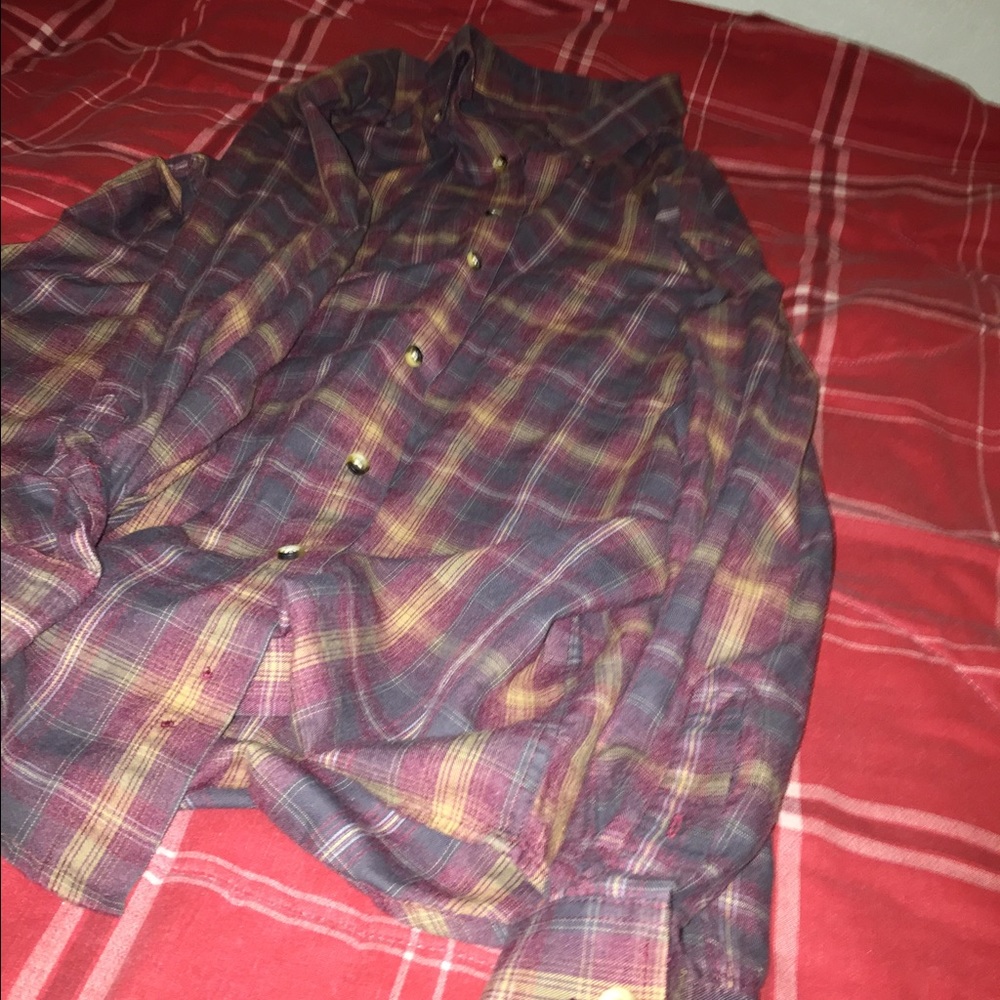 Button up - Picture 3 of 3