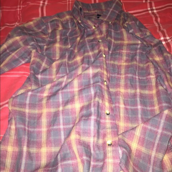 Button up - Picture 2 of 3