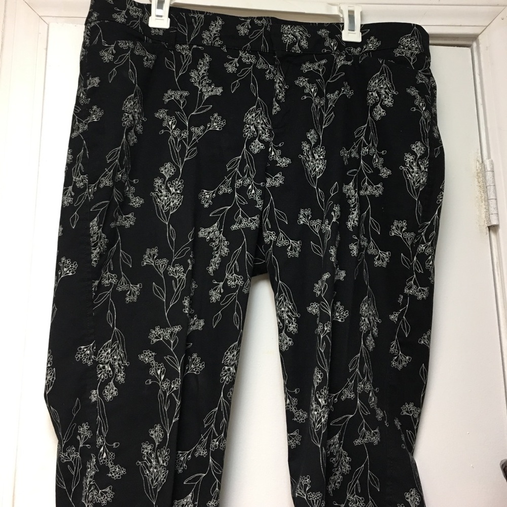 Old navy pixie pants size 14 regular.  Worn once