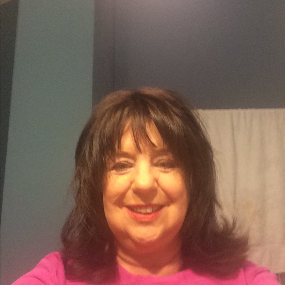 Meet your Posher, Lesley