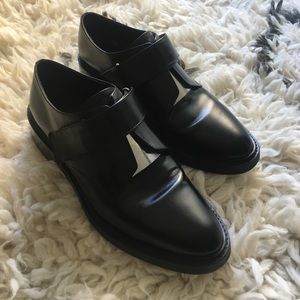 VINCE black WREN oxfords sz 38.5