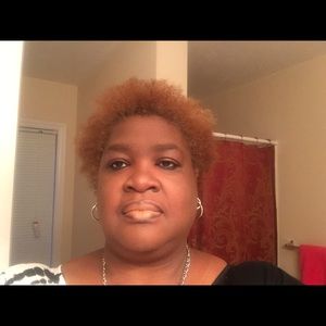 Meet your Posher, Phyllis