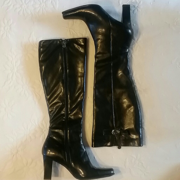 Etienne Aigner Shoes - ETIENNE AIGNER BLACK BOOTS