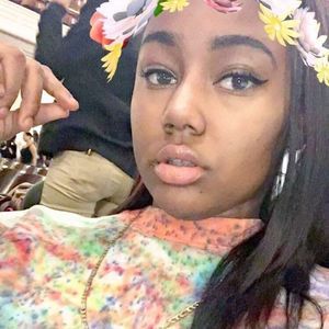 Meet your Posher, Bilquis