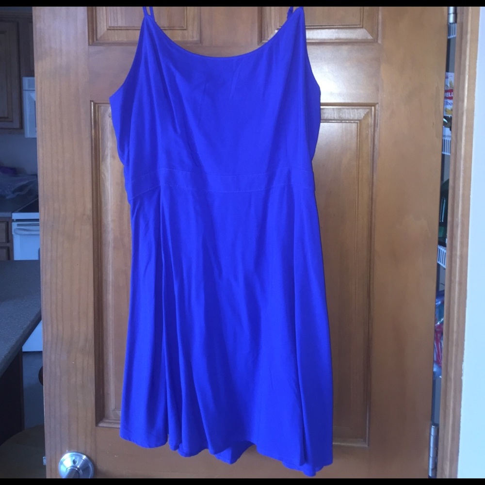 Open slit back dress