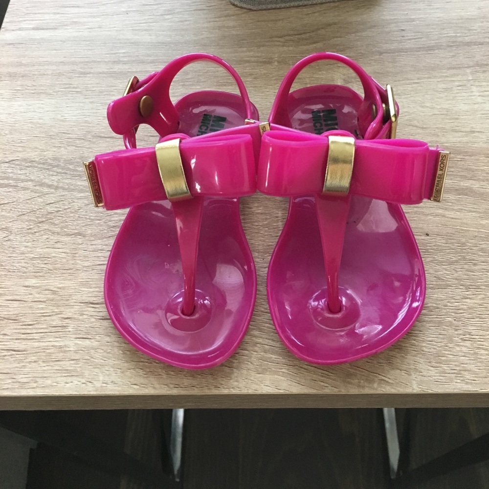 Michael kors pink girl shoes sz 5