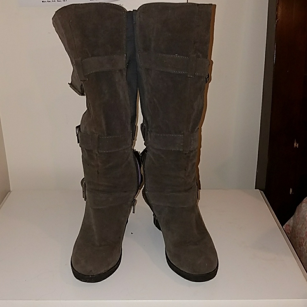Gray Faux Suede Wedge 3/$15