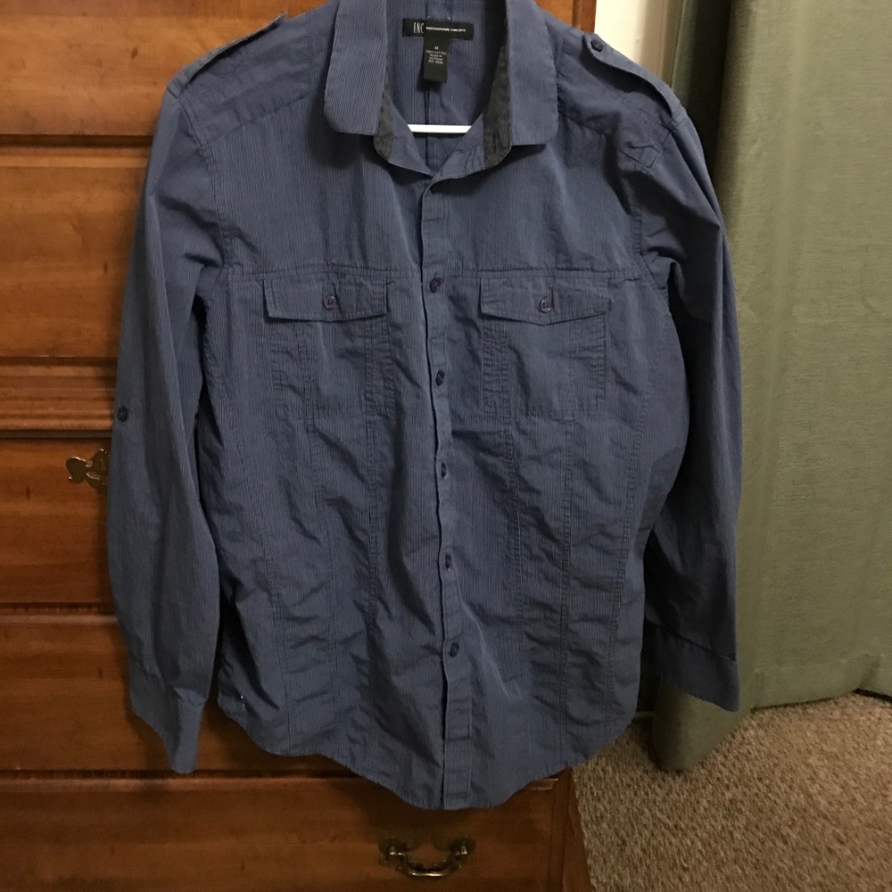 Long sleeve dress shirt