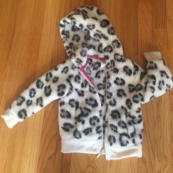 Bundle of 2 cat/cheetah print sweatshirts! πΎπΎ - Picture 2 of 3