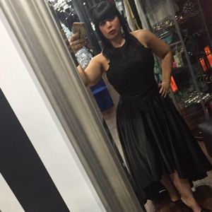 Meet your Posher, Jeannette