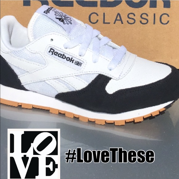 New Reebok Classic Sneaker for Boy or Girl❤️🔥🔥🔥 - Picture 2 of 4