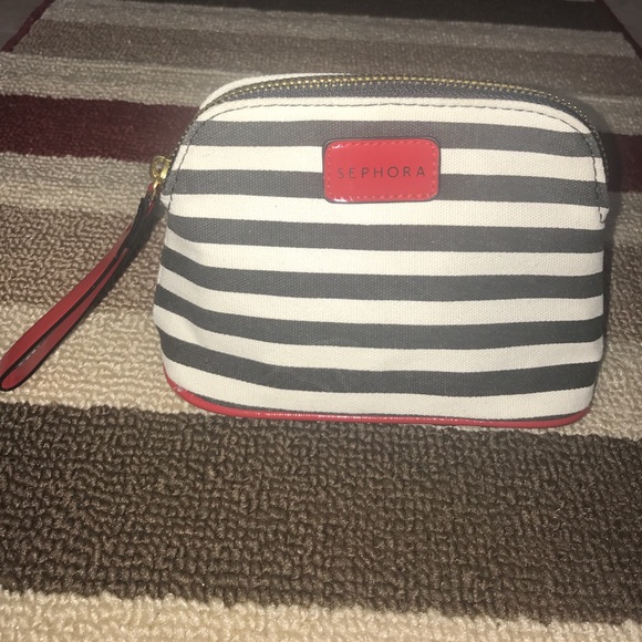 Sephora Other - Sephora Small Cosmetic bag Red and Black 😘😘