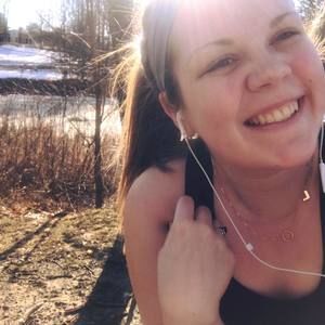 Meet your Posher, Lydia