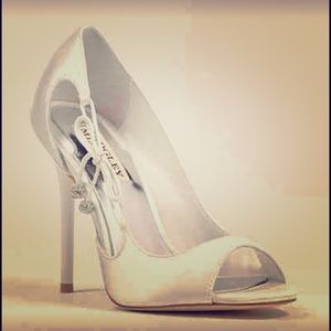 White Badgley Mischka Shoes