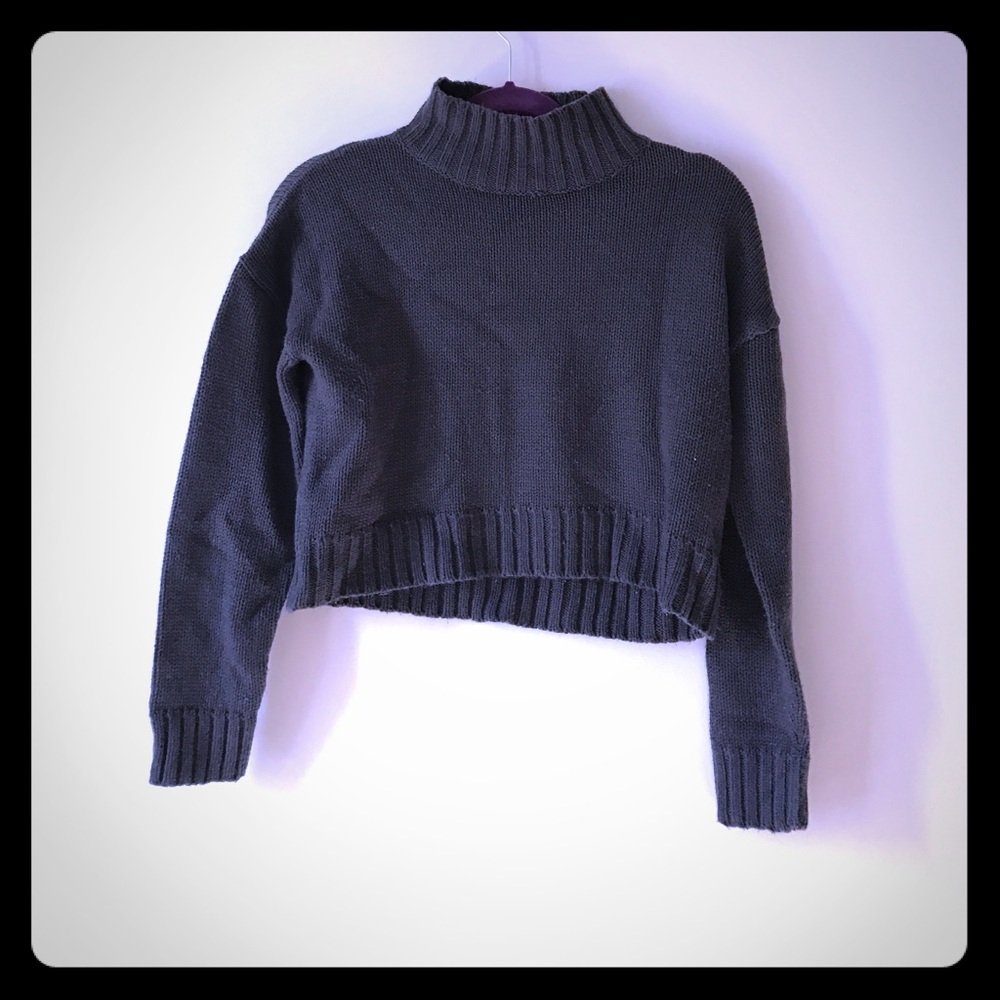 Cropped sweater
