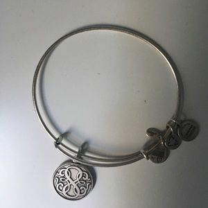 Alex and Ani 8 Bangle