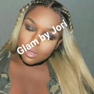 Blonde / darkroots  lace front synthetic wig