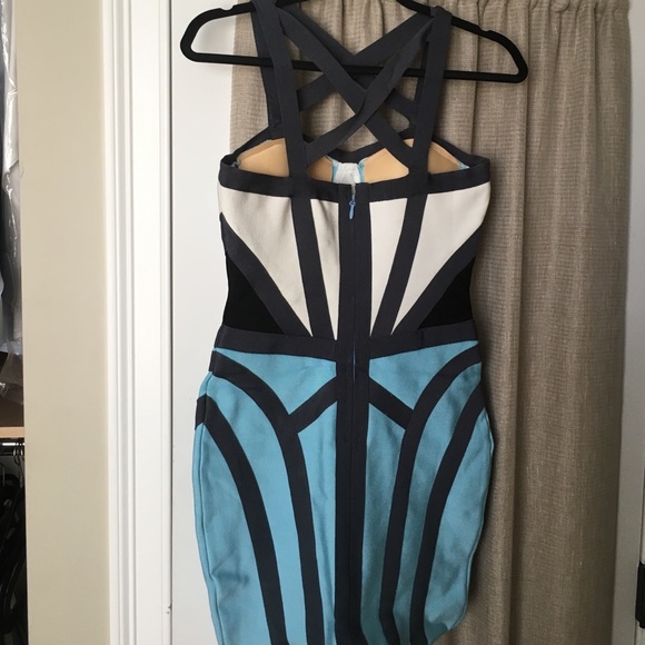 Gracia form fitting, super hot dress, size large - Picture 4 of 7