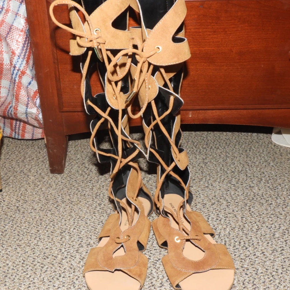 Tan gladiator sandals