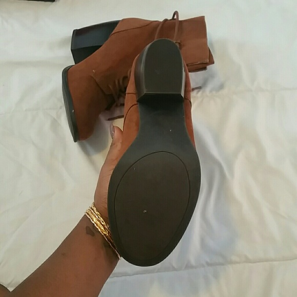 Laced Booties - Picture 3 of 3