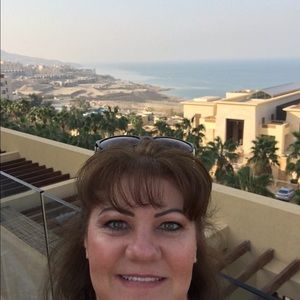 Meet your Posher, Kim