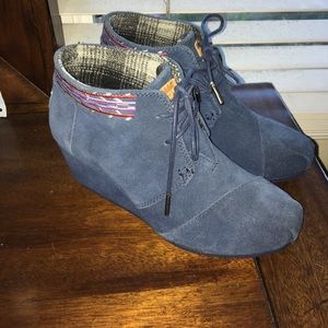 TOM's Navy Suede Women's Desert Wedges